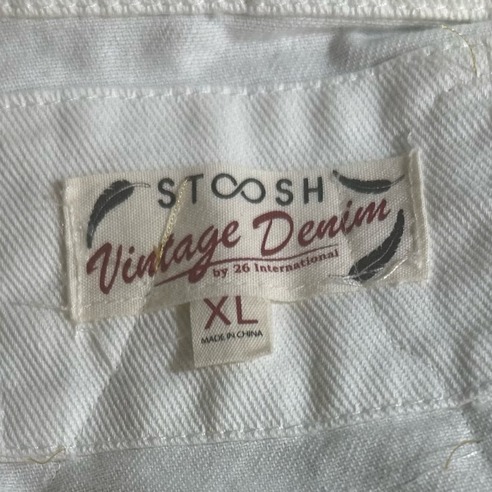 *SALE*Embroidered White Jean Jacket with Gold Lace and Butterfly Design - Picture 3 of 6